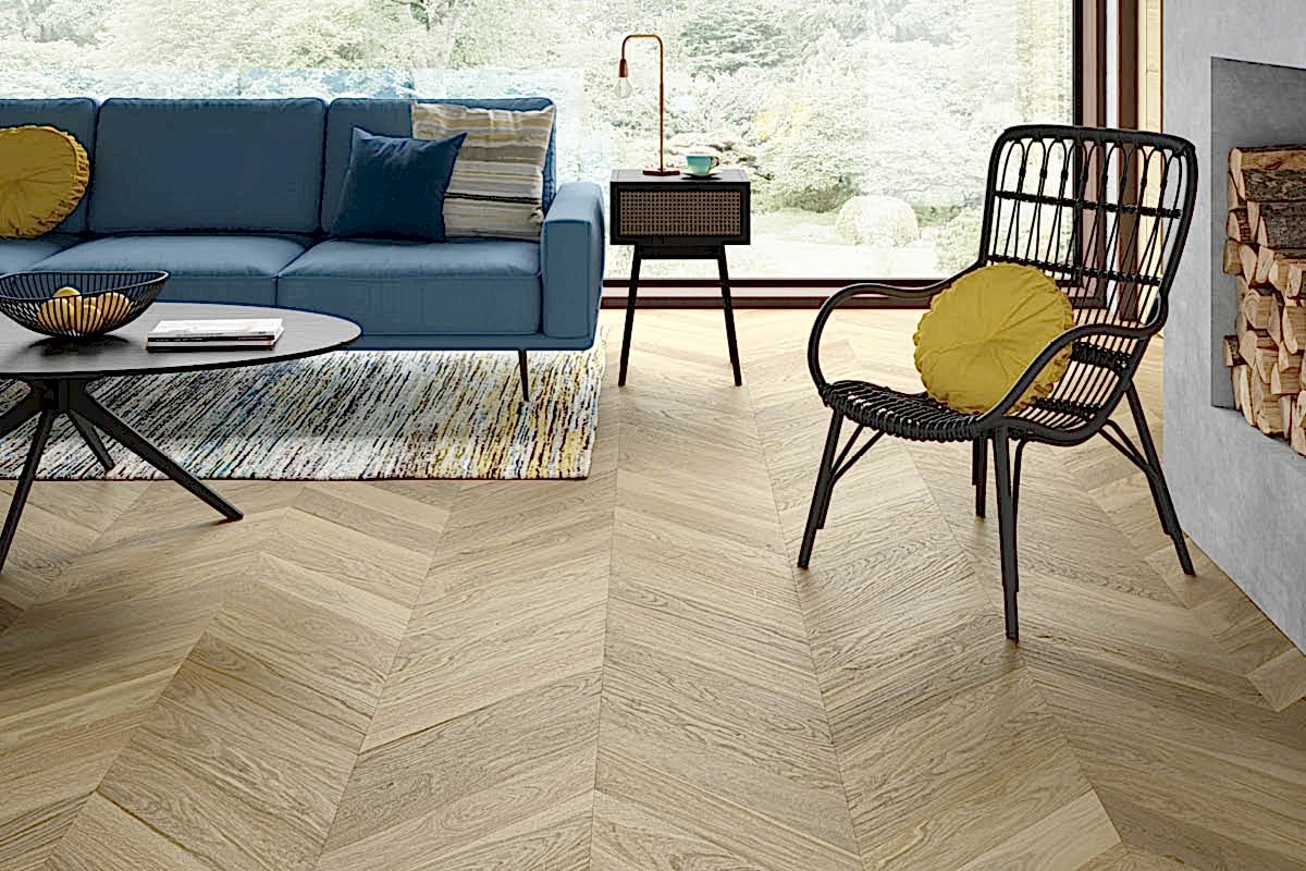 Galleria Professional Engineered Select Oak Chevron 14mm x 110mm Unfinished