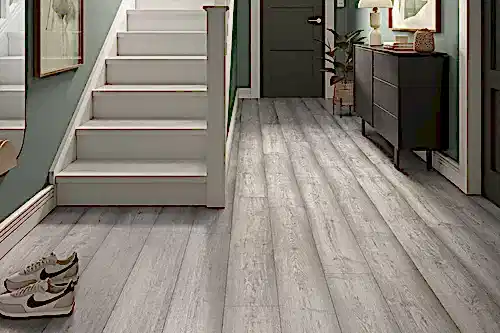 Series Woods 12mm Laminate Platinum Oak