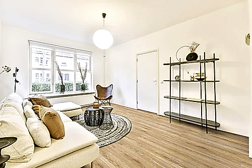 Series Woods 8mm Laminate Flooring Marigold Oak